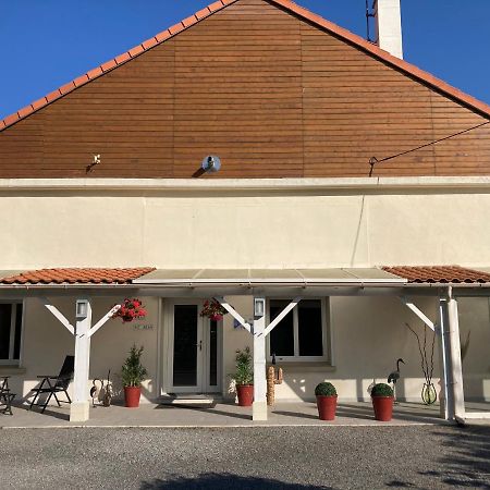 Chai Saint Jean Camelia Piscine Et Spa Exterior foto